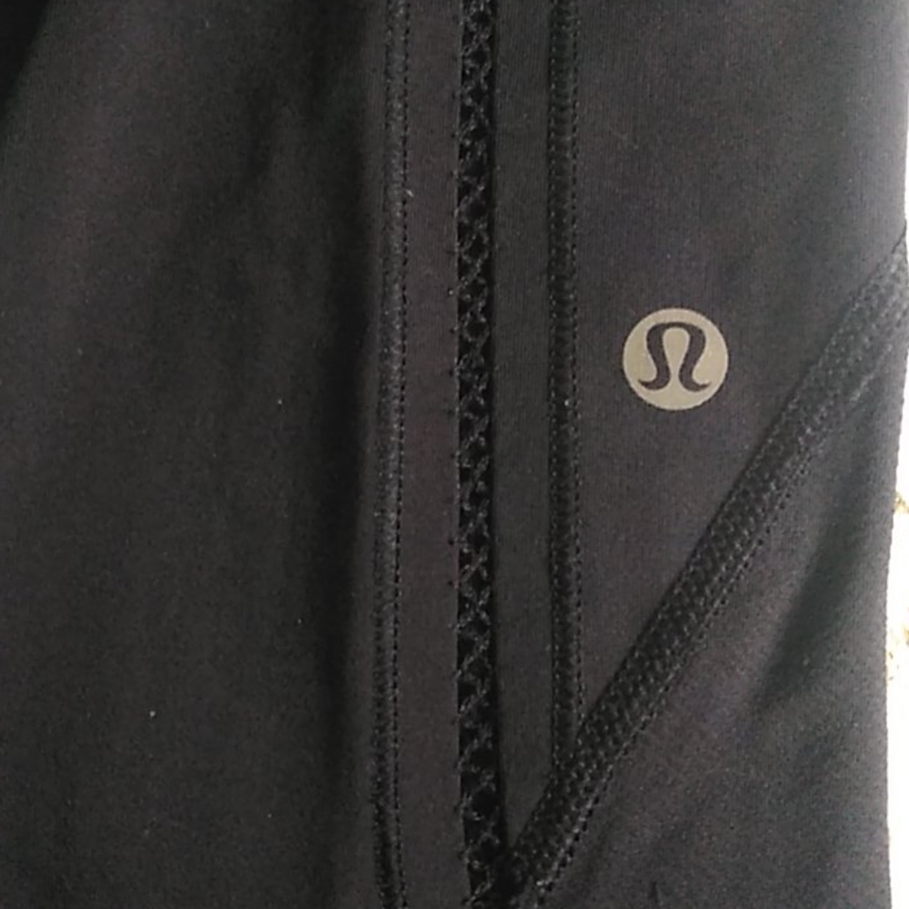 Lululemon capris